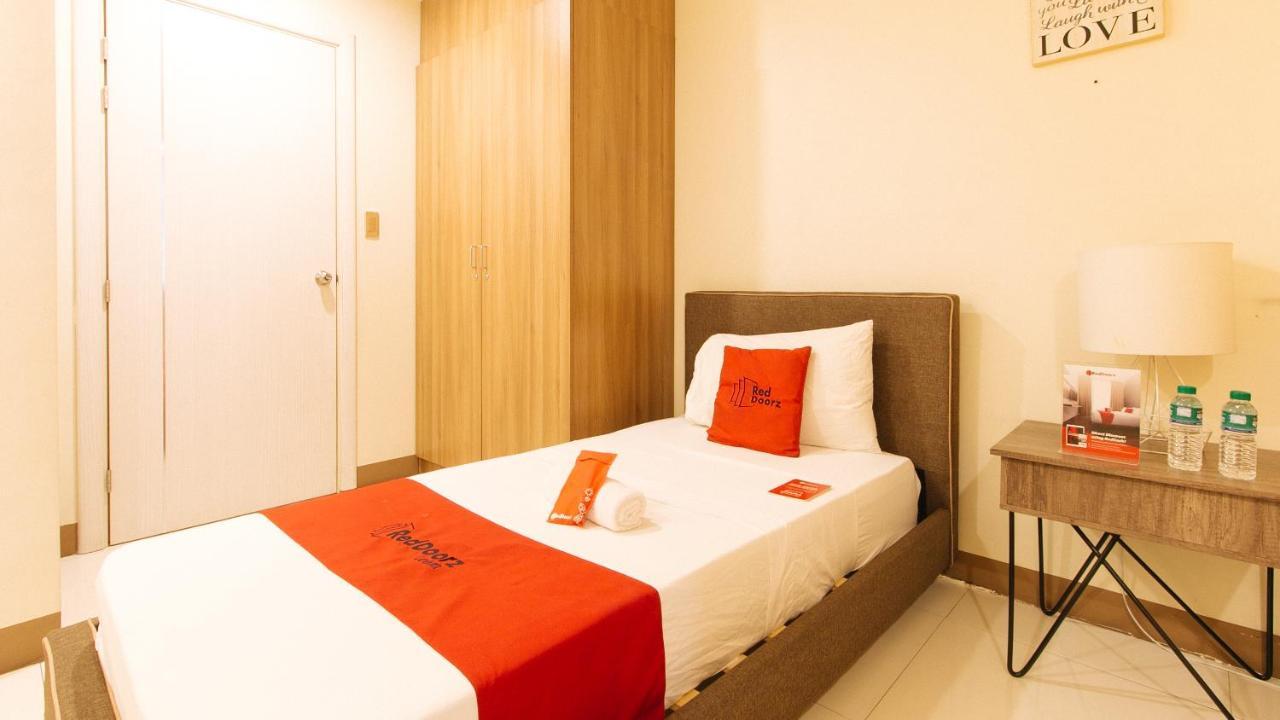 Reddoorz Plus @ Kamuning Quezon City Eksteriør billede