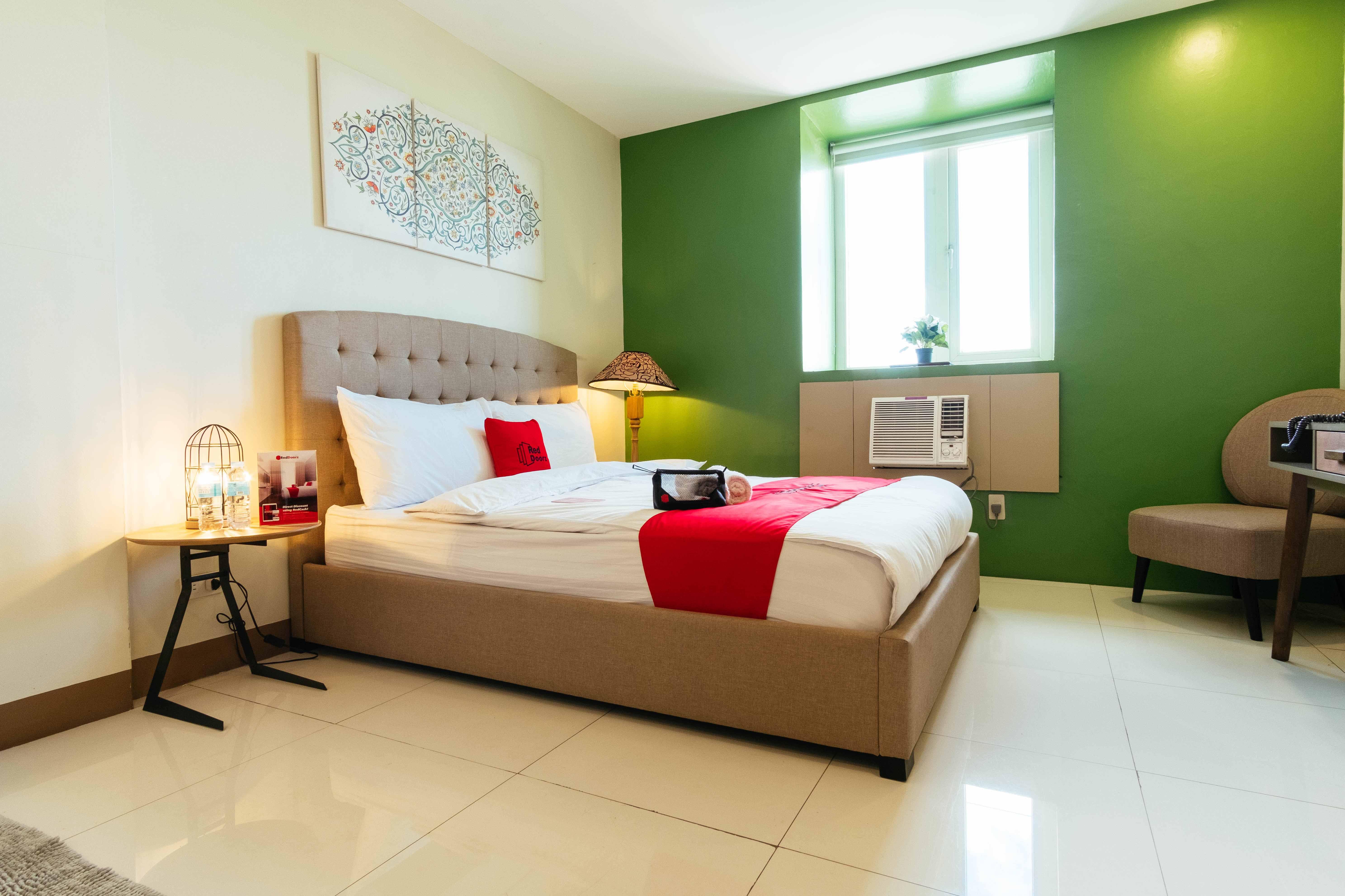 Reddoorz Plus @ Kamuning Quezon City Eksteriør billede